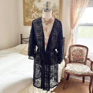 Black lace robe  black lace robe Lilac and London size XL